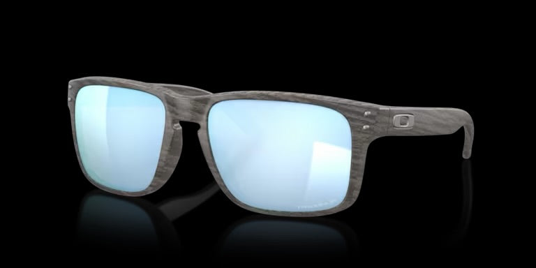 HOLBROOK WOODGRAIN w/ PRIZM DEEP WATER POLARIZED INJECTED MAN SUNGLASS 0OO9102 9102J9