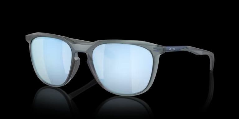 THURSO MATTE CRYSTAL BLACK w/ PRIZM DEEP WATER POLAR INJECTED MAN SUNGLASS 0OO9286 928605