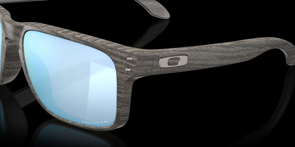 HOLBROOK WOODGRAIN w/ PRIZM DEEP WATER POLARIZED INJECTED MAN SUNGLASS 0OO9102 9102J9