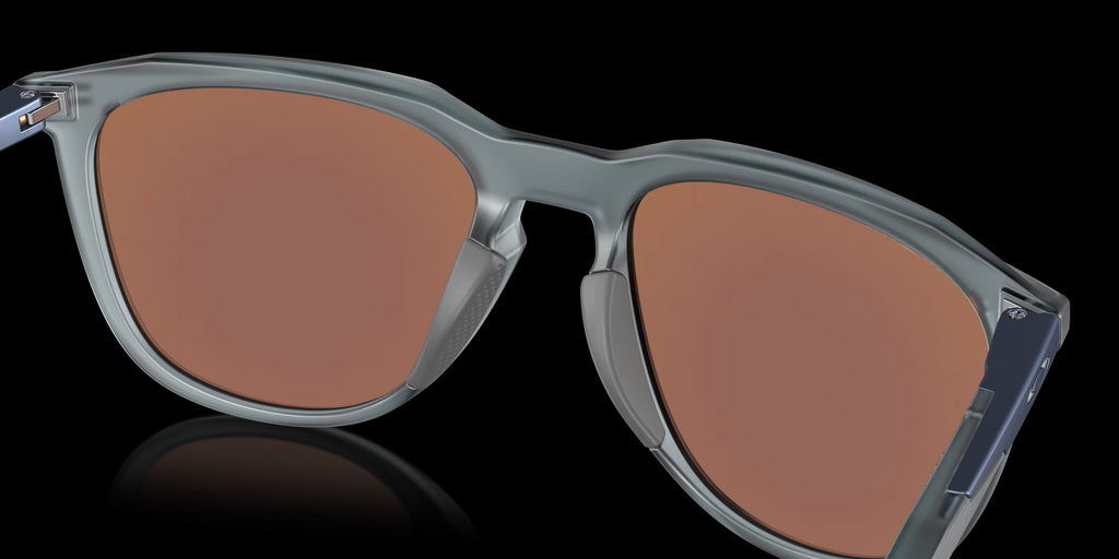THURSO MATTE CRYSTAL BLACK w/ PRIZM DEEP WATER POLAR INJECTED MAN SUNGLASS 0OO9286 928605
