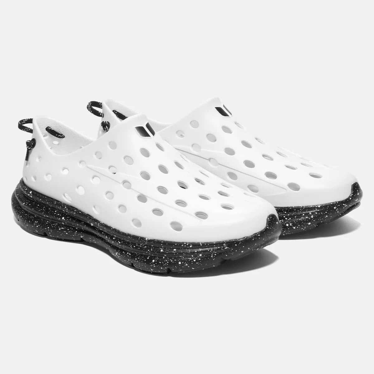 Revive White/Black Speckle