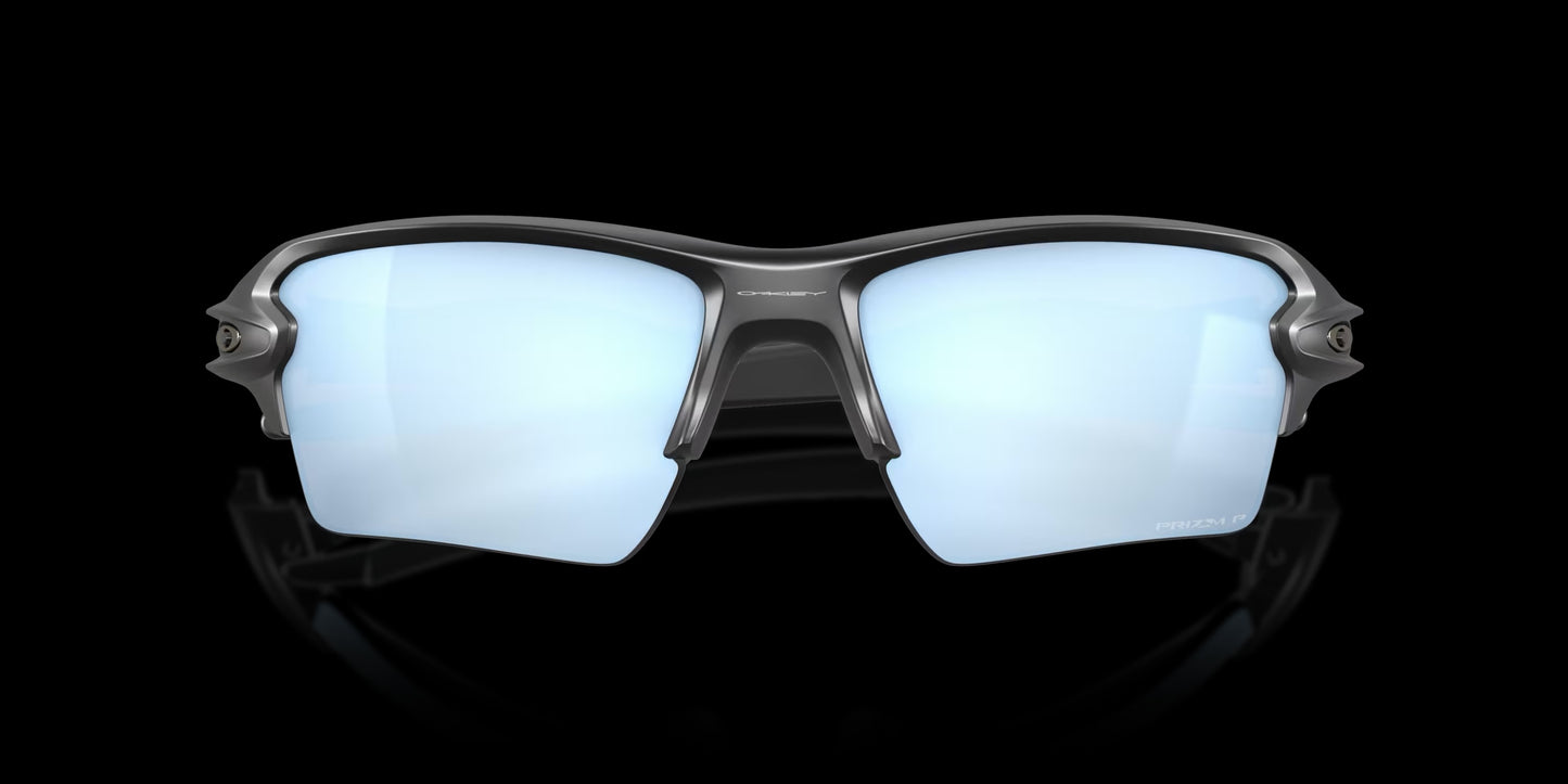 Flak 2.0 XL Matte Black w/ Prizm Deep H2O Polarized Injected