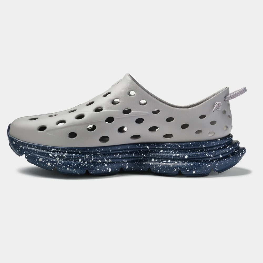 Revive Moon Gray/Navy Speck